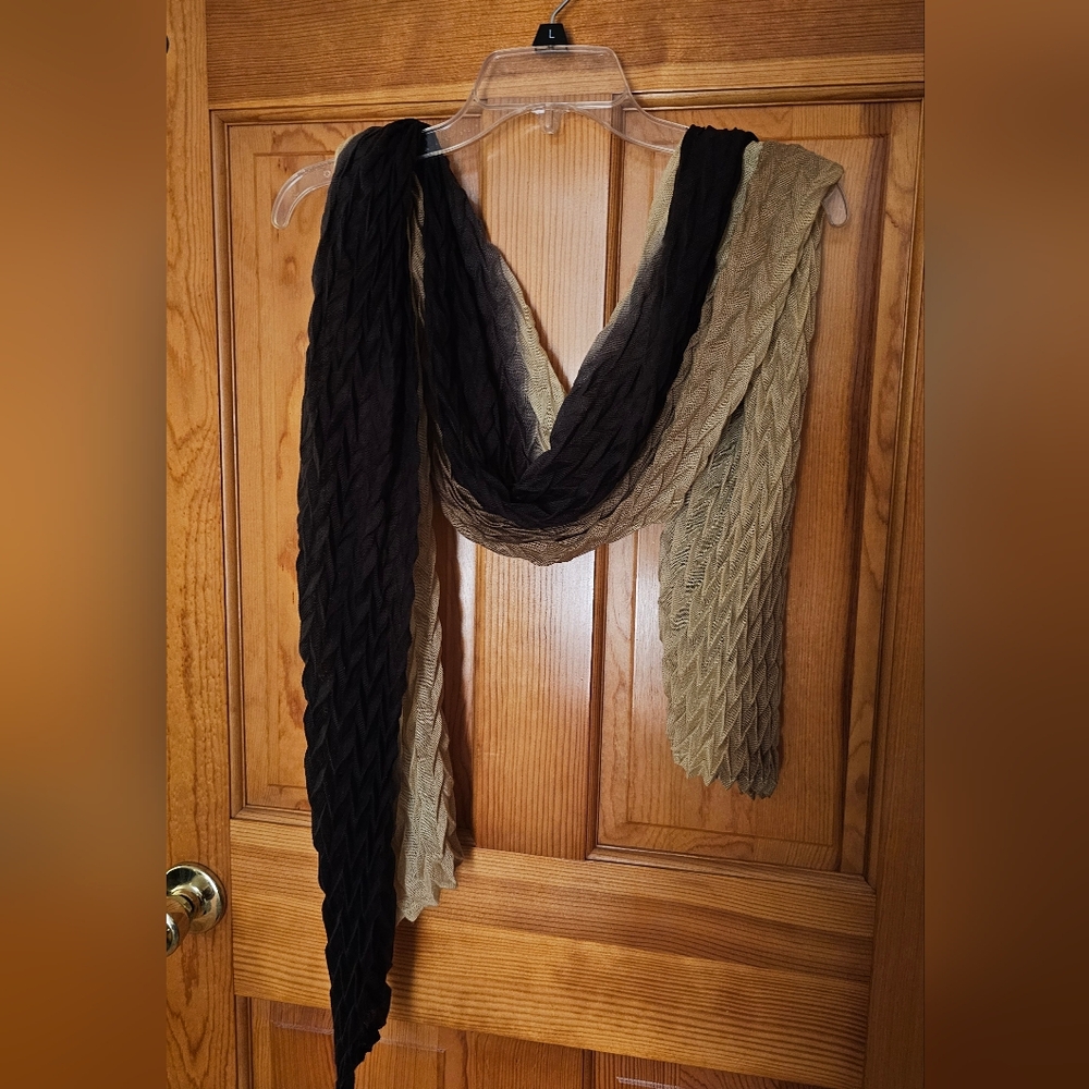 Pier 1 Brown and Tan Ombre Knit Scarf